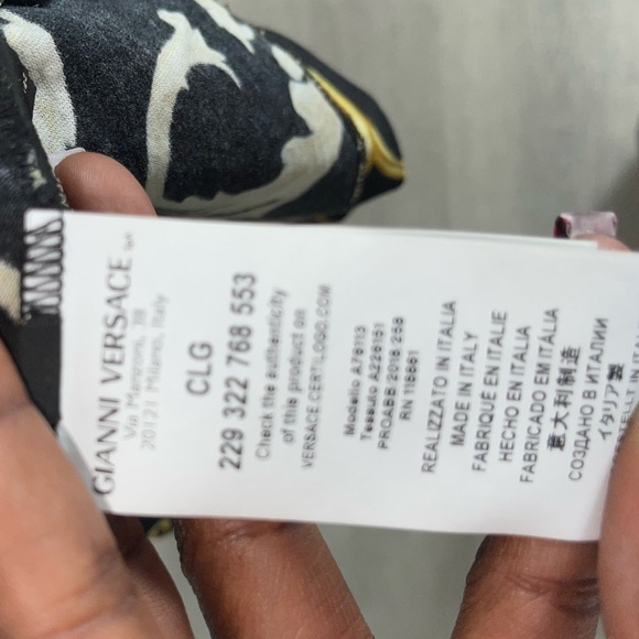 Versace shirt - Picture 4 of 4